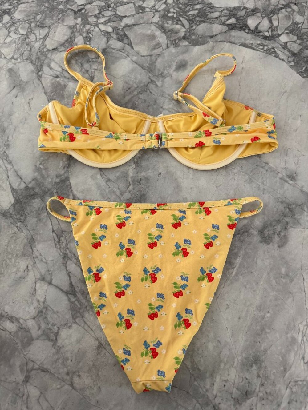 Dippin' Daisys Delilah Floral Bikini Set - Picture 4 of 4